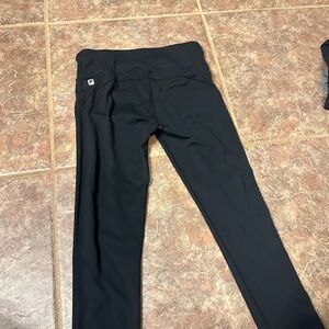 Black Cropped Athletic Leggings with Wide Waistband